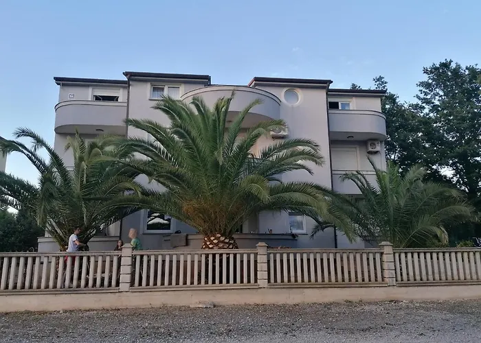 Belvedere * Μεντουλίν
